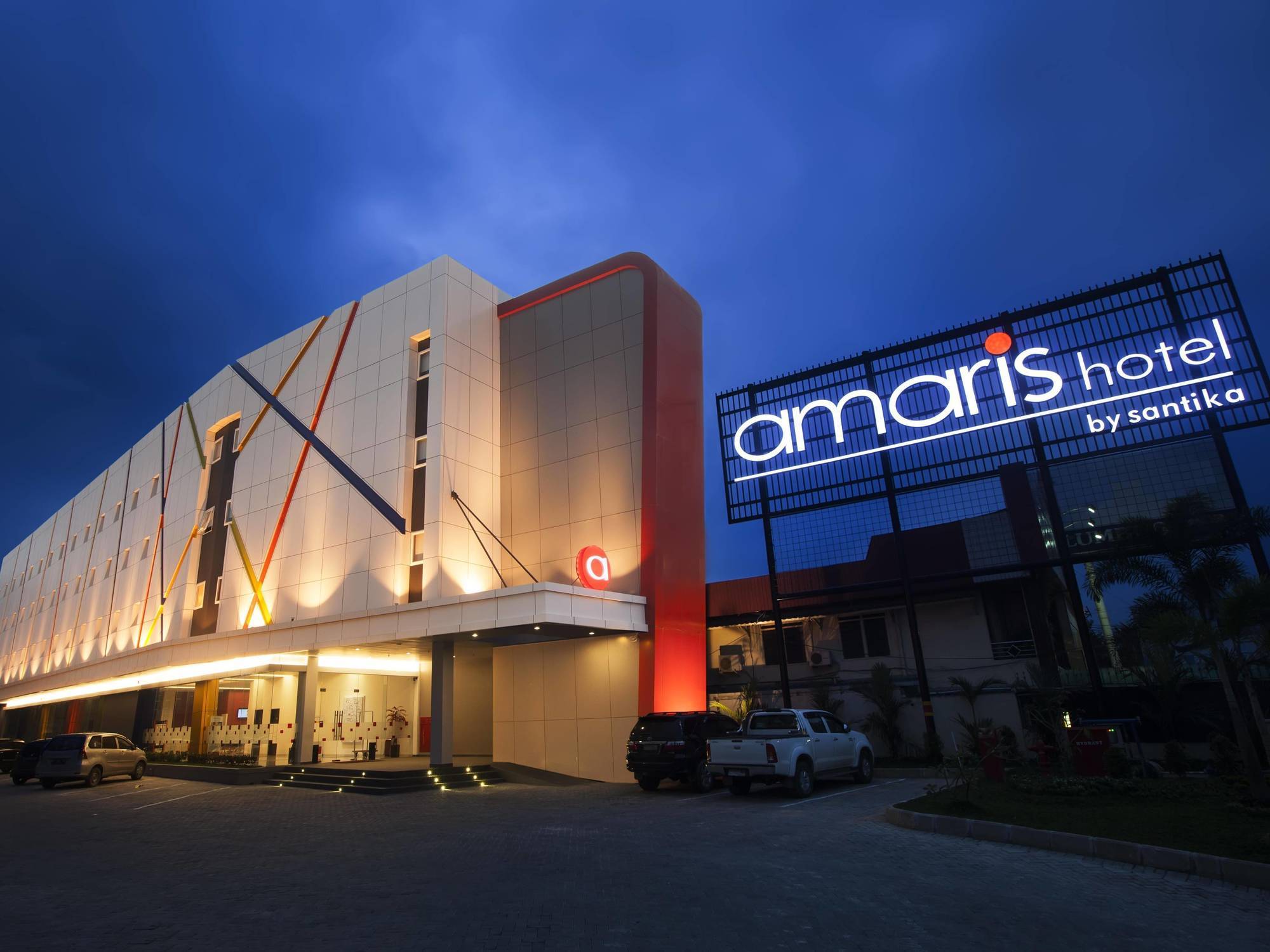 Amaris Hotel Самаринда Экстерьер фото